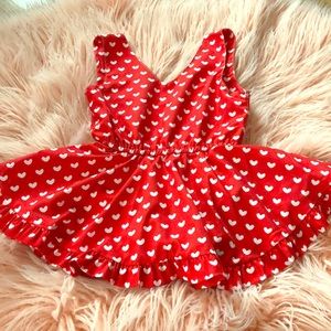 Heart print ruffle hem dress